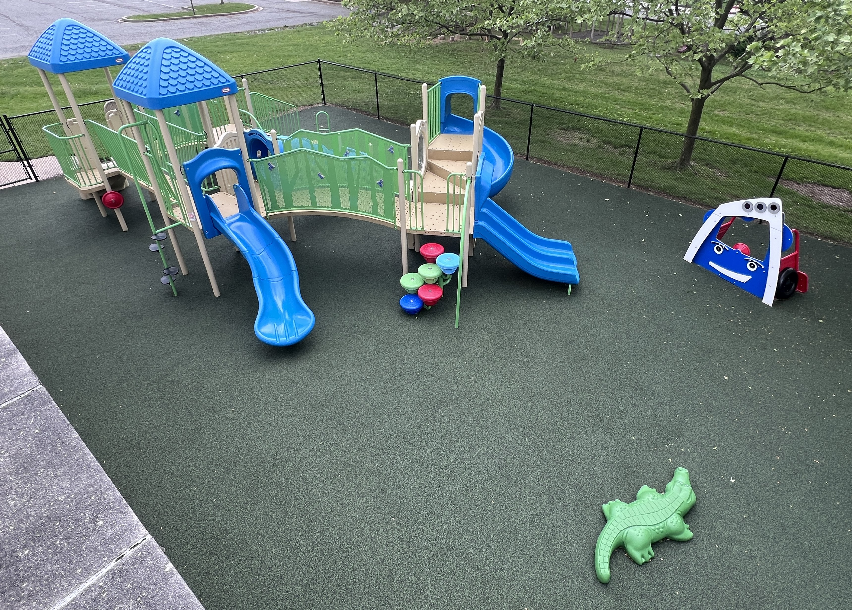 new playground from right